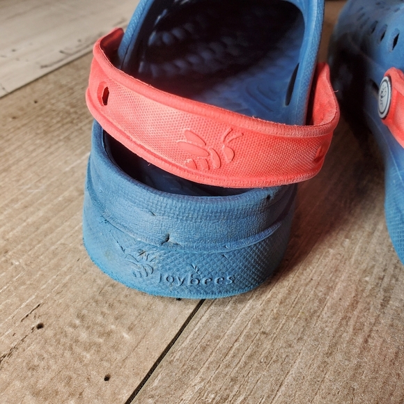 Joybees Blue and Red Toddler Boy Slip-On Clog Water Shoes Size 10/11 GUC - Picture 13 of 14